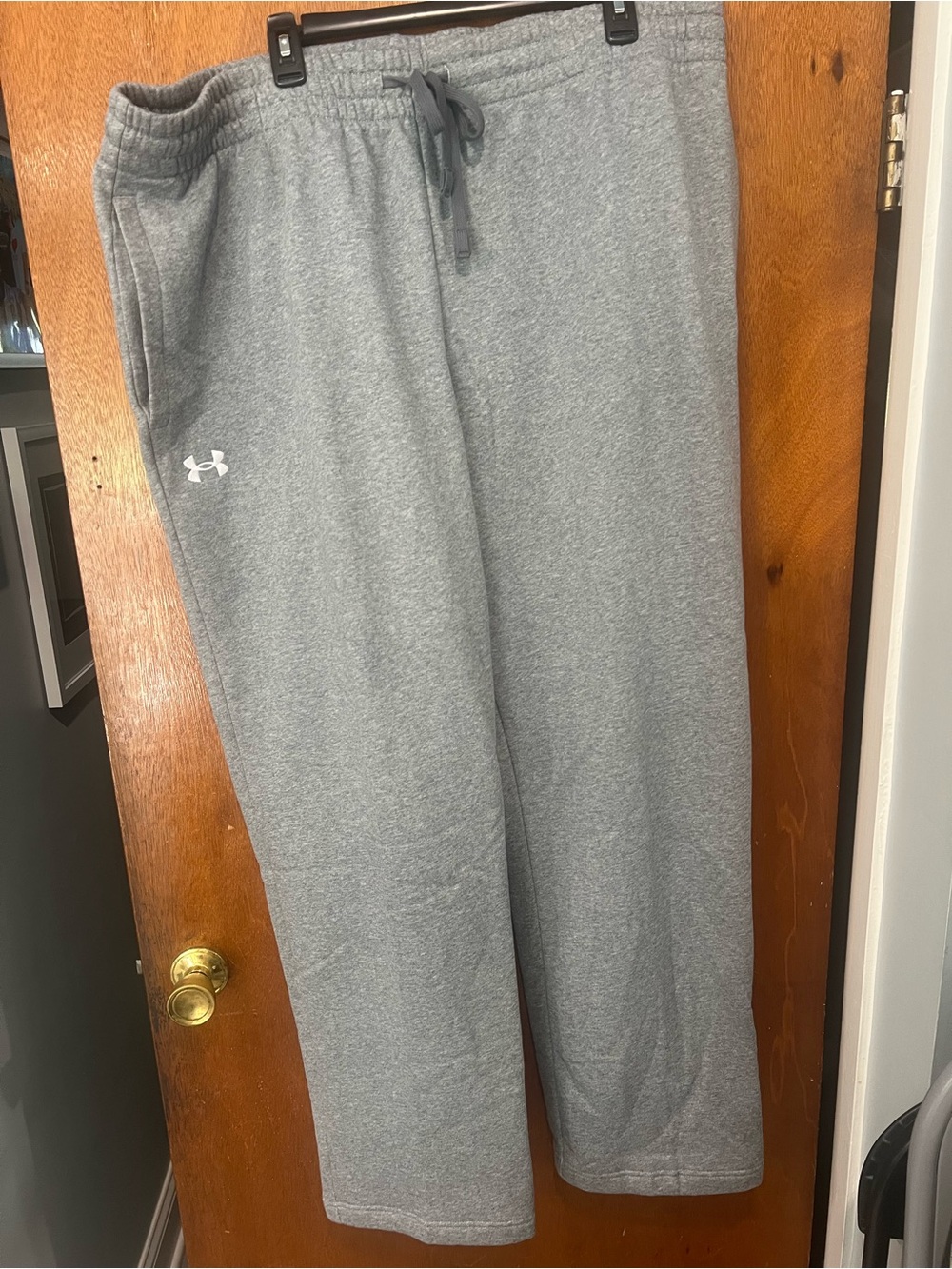 Under Armour Gray Men's Fleece Sweatpants with Drawstring